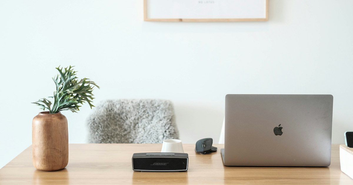 The Commanding Desk: How Feng Shui Transforms Your Home Office for Wealth and Focus