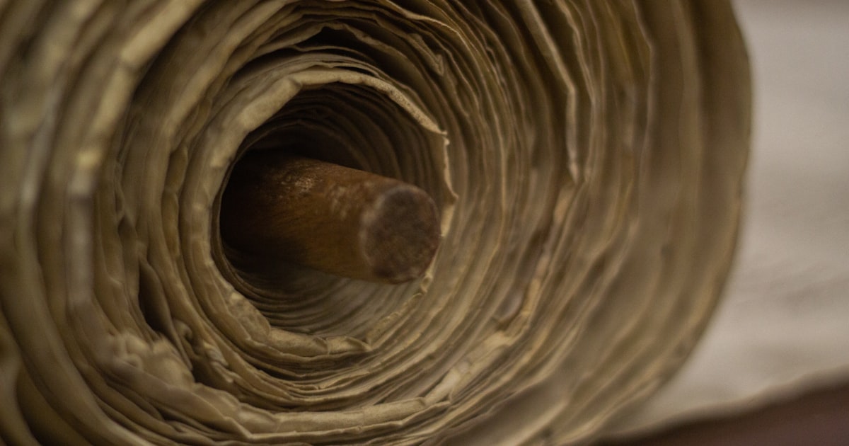 Unlocking the Sacred Palm Leaves: How Nadi Astrology Decodes Your Life Story